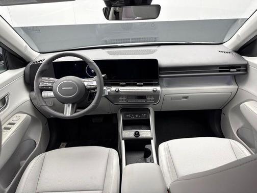 Abyss Black Pearl 2026 Hyundai KONA Limited