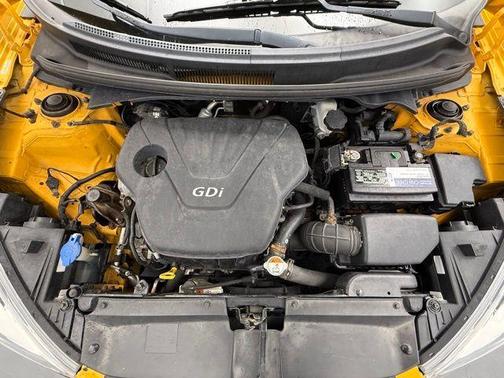 2013 Hyundai Veloster Base