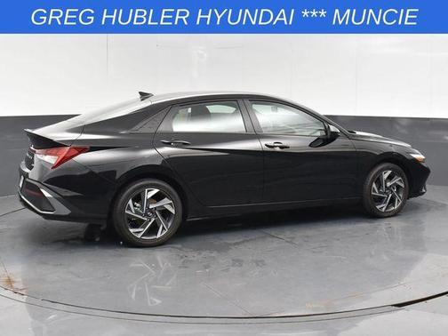2025 Hyundai ELANTRA HEV SEL Sport
