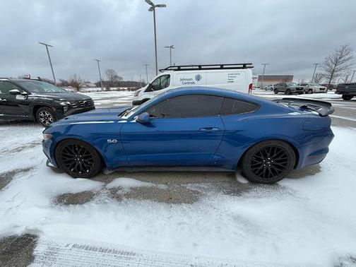 2017 Ford Mustang GT