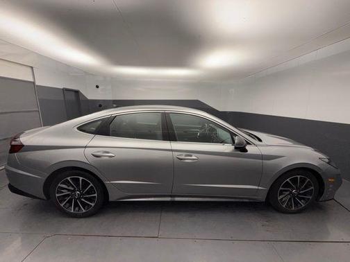 2020 Hyundai SONATA SEL Plus