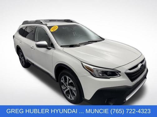 Crystal White Pearl 2021 Subaru Outback Touring XT