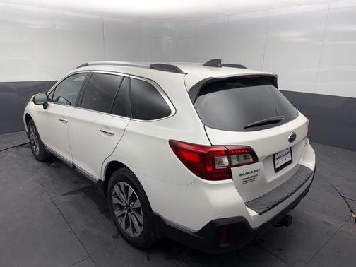 2019 Subaru Outback 2.5i Touring