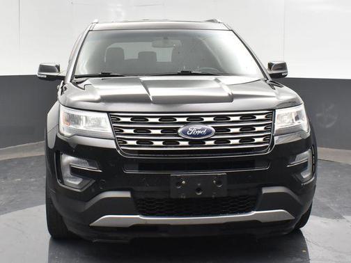 Shadow Black 2017 Ford Explorer XLT