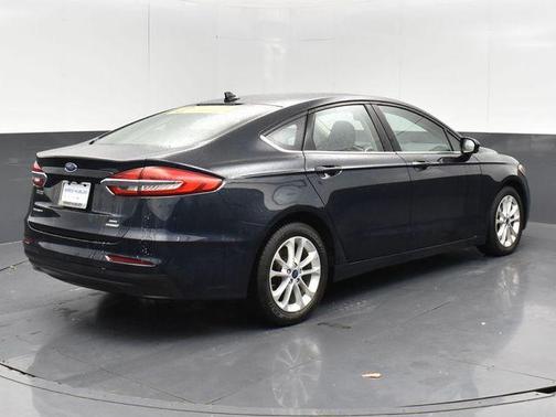 2020 Ford Fusion Hybrid SE