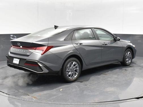 2025 Hyundai ELANTRA HEV Blue