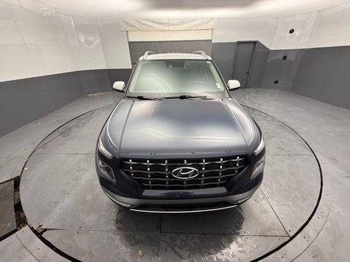 2022 Hyundai VENUE Limited