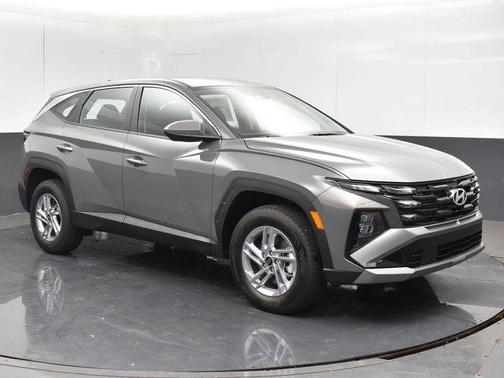Hampton Gray 2026 Hyundai TUCSON SE