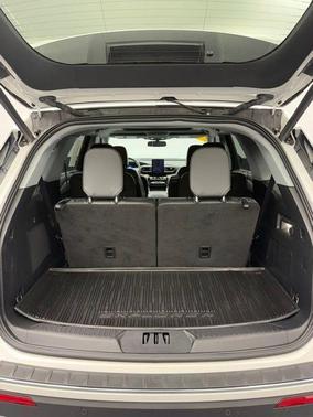 Star White 2023 Ford Explorer Limited