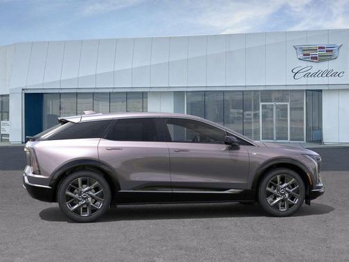 2026 Cadillac OPTIQ Luxury