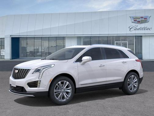 Crystal White Tricoat 2026 Cadillac XT5 Premium Luxury