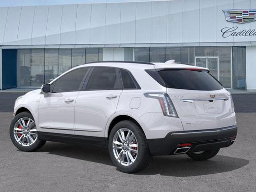 2026 Cadillac XT5 Sport