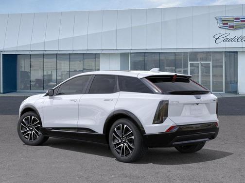 Vibrant White Tricoat 2026 Cadillac OPTIQ Sport