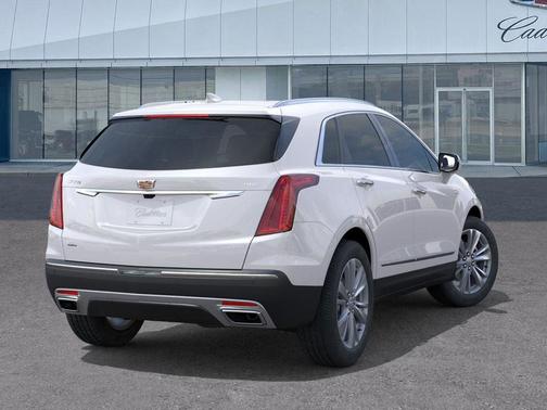 Crystal White Tricoat 2026 Cadillac XT5 Premium Luxury