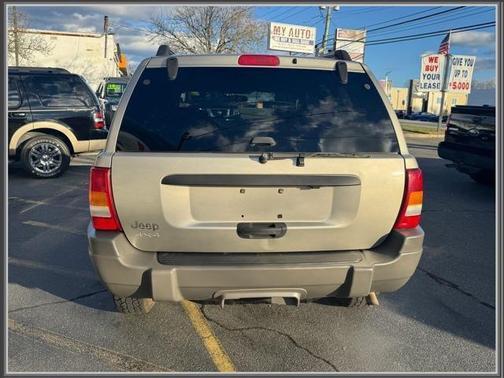 2004 Jeep Grand Cherokee Laredo