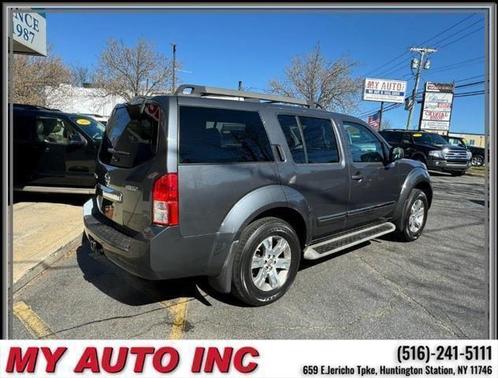 2012 Nissan Pathfinder Silver