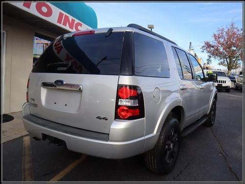 2010 Ford Explorer XLT