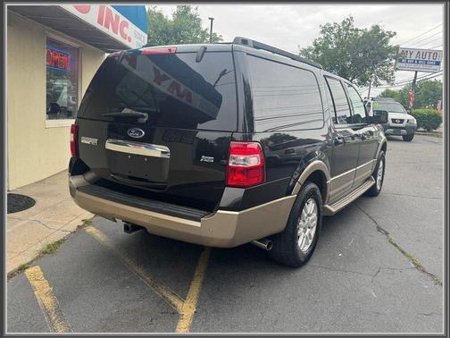Tuxedo Black Metallic 2013 Ford Expedition EL 4WD 4dr XLT