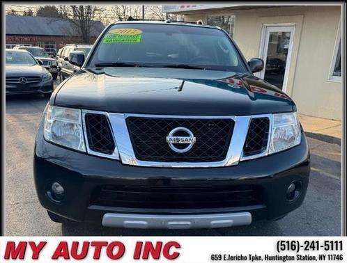 2012 Nissan Pathfinder LE