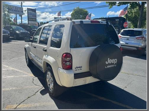Stone White 2007 Jeep Liberty 4WD 4dr Limited