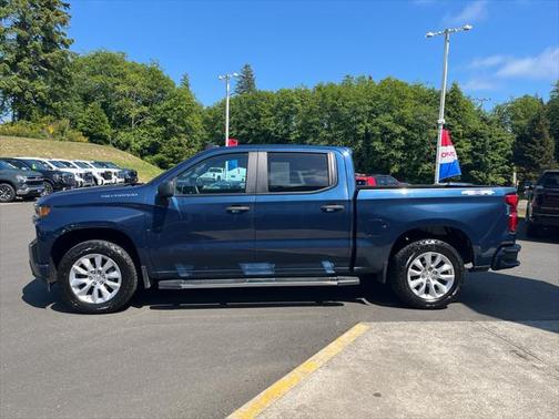 2022 Chevrolet Silverado 1500 Custom