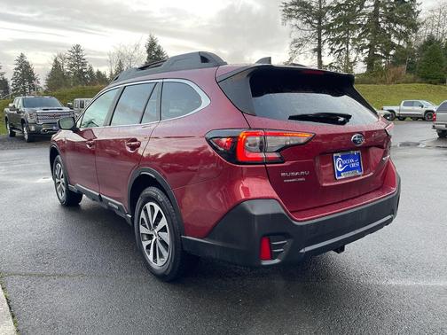 2022 Subaru Outback Premium