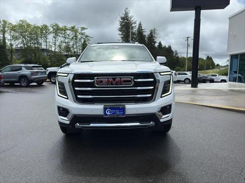 2025 GMC Yukon XL SLT