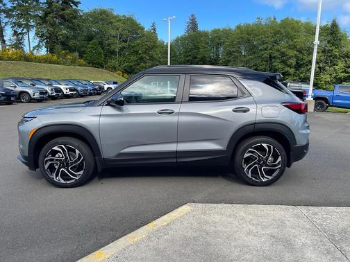 Sterling Gray Metallic 2026 Chevrolet Trailblazer RS