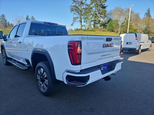 2025 GMC Sierra 2500 Denali