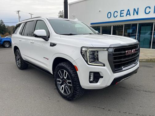 2023 GMC Yukon 4WD AT4