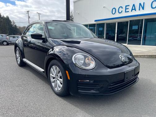 2018 Volkswagen Beetle 2.0T Coast