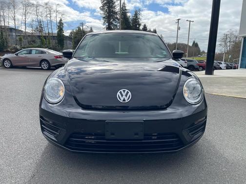 2018 Volkswagen Beetle 2.0T Coast