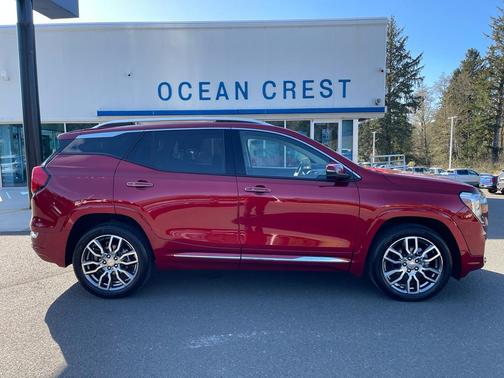 2023 GMC Terrain Denali