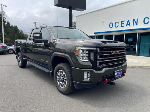 Forest Metallic 2022 GMC Sierra 2500 AT4