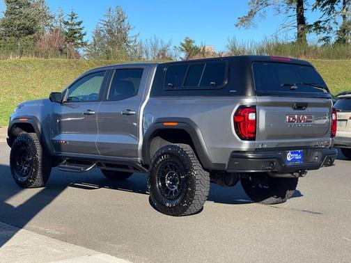 2024 GMC Canyon AT4X