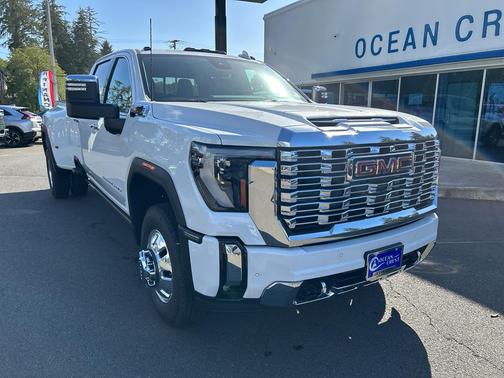 2025 GMC Sierra 3500 Denali