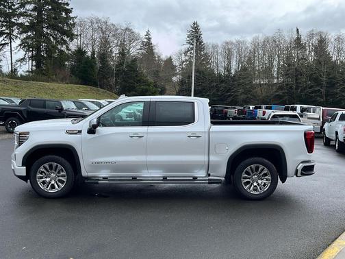 2025 GMC Sierra 1500 Denali