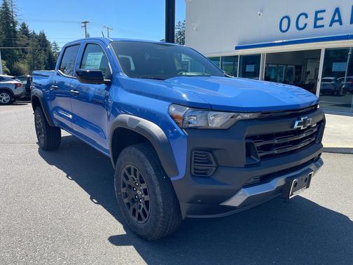 Reef Blue Metallic 2026 Chevrolet Colorado Trail Boss