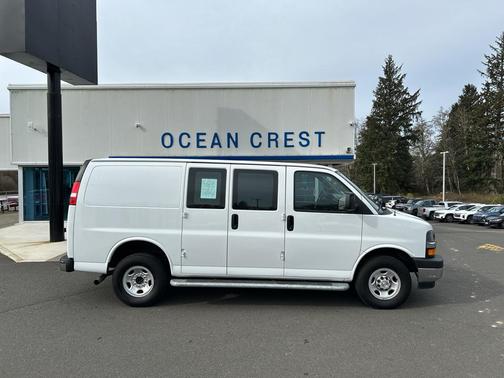 2024 Chevrolet Express 2500 RWD 2500 Regular Wheelbase WT