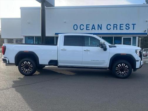 2025 GMC Sierra 3500 Denali