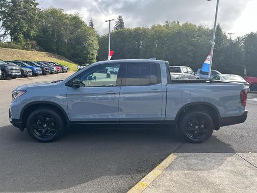 2022 Honda Ridgeline Black