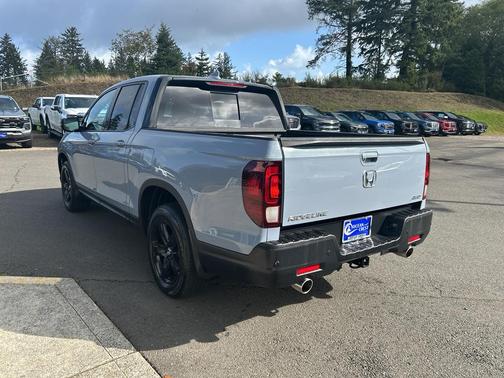 2022 Honda Ridgeline Black