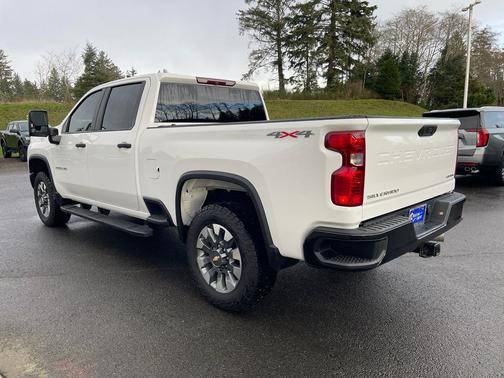 2022 Chevrolet Silverado 2500 Custom