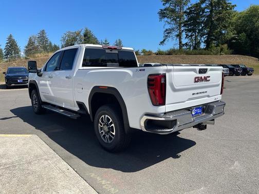 2025 GMC Sierra 3500 SLT