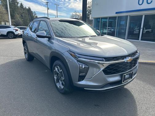 Sterling Gray Metallic 2026 Chevrolet Trax LT