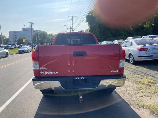 2011 Toyota Tundra Grade