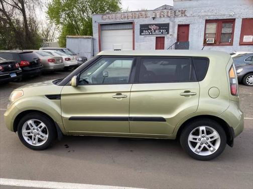 2011 Kia Soul +