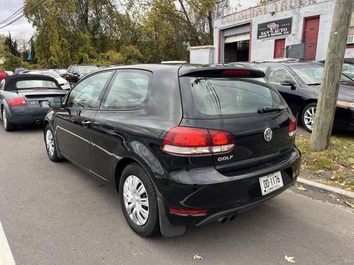 2012 Volkswagen Golf Base