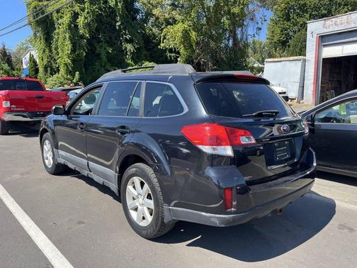 2010 Subaru Outback 2.5 i Premium