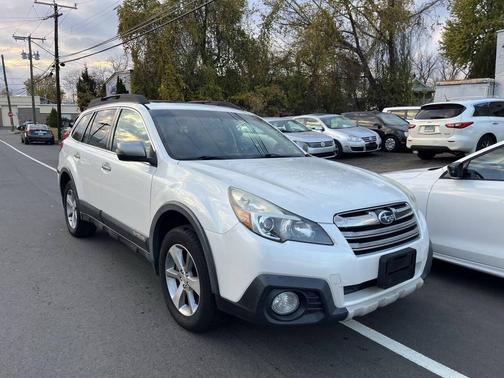 2013 Subaru Outback 3.6R Limited